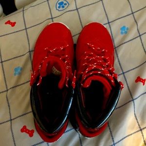 Mens Adidas Basketball Shoes size 9